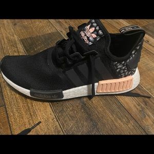 Adidas Nmd R1 womens
